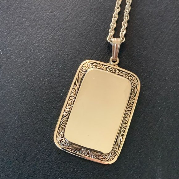 Jewelry - Gold Tone Rectangle Plain Floral Frame Vintage Look Pendant Necklace 24"